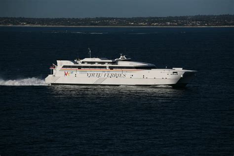 viamare ferry to valletta.